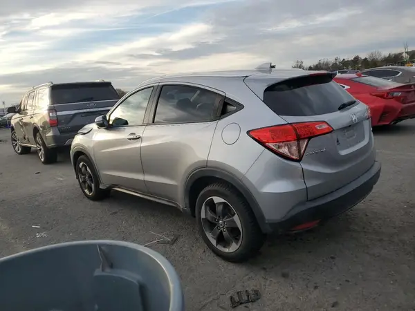 3CZRU6H76JM707113 2018 HONDA HR-V - Image 2