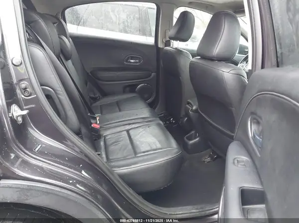 3CZRU6H76JM707421 2018 HONDA HR-V - Image 8