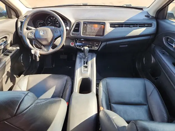 3CZRU6H76JM707435 2018 HONDA HR-V - Image 8