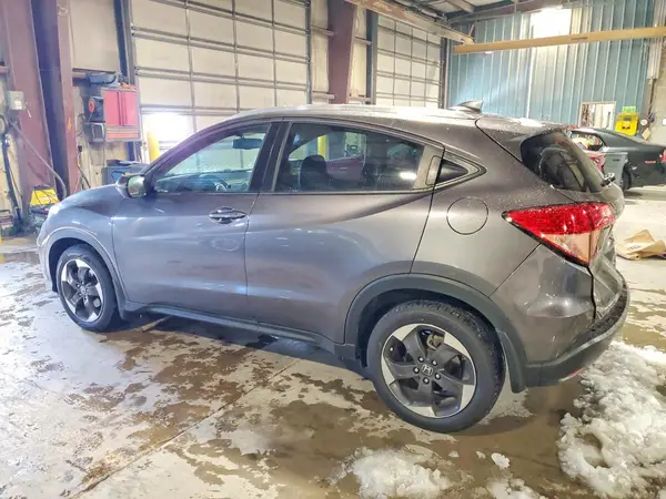 3CZRU6H76JM708262 2018 HONDA HR-V - Image 2