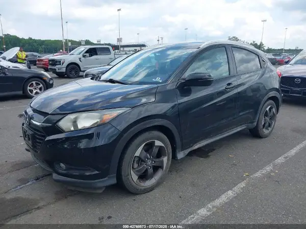 3CZRU6H76JM709654 2018 HONDA HR-V - Image 2