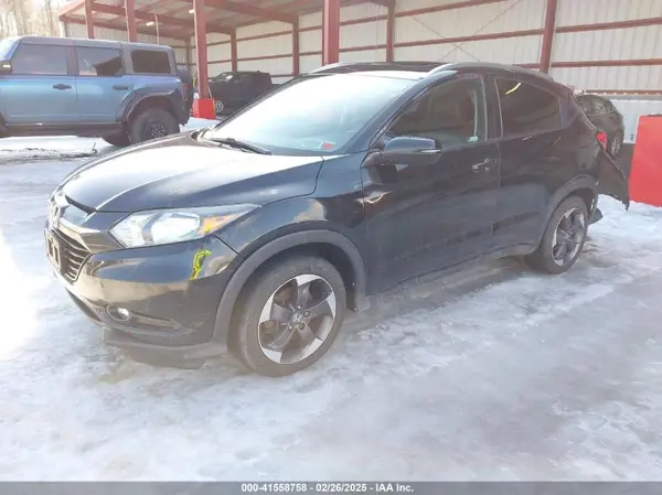 3CZRU6H76JM715955 2018 HONDA HR-V - Image 2
