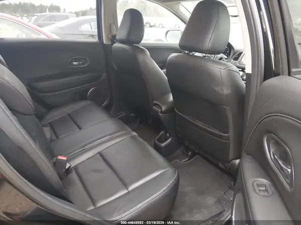 3CZRU6H76JM717141 2018 HONDA HR-V - Image 8