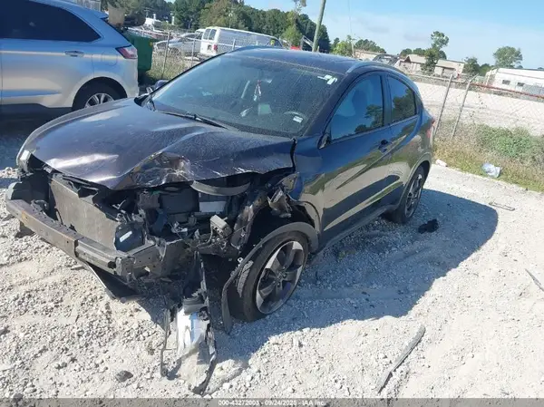3CZRU6H76JM719018 2018 HONDA HR-V - Image 2