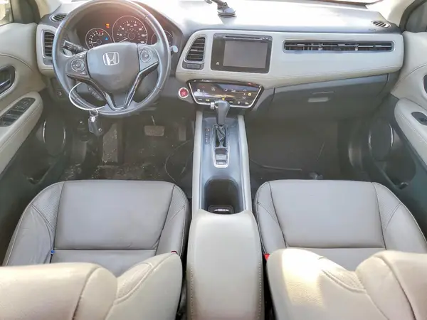3CZRU6H76JM723196 2018 HONDA HR-V - Image 8