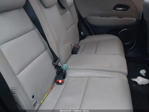 3CZRU6H76KM714645 2019 HONDA HR-V - Image 8