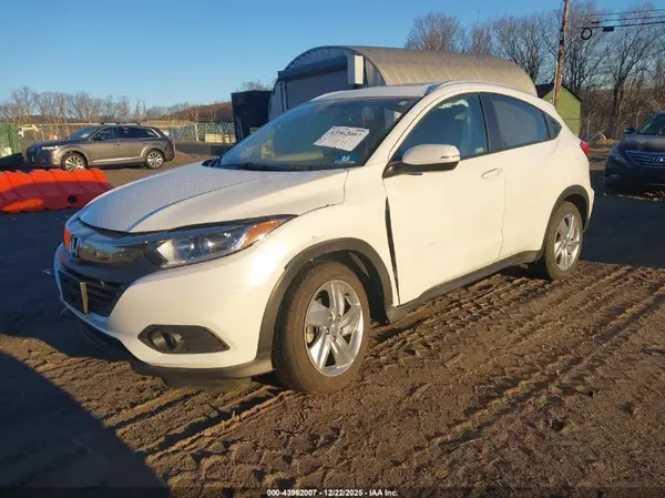 3CZRU6H76KM729274 2019 HONDA HR-V - Image 2