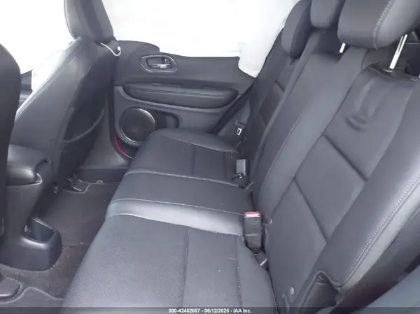 3CZRU6H76LM729633 2020 HONDA HR-V - Image 8