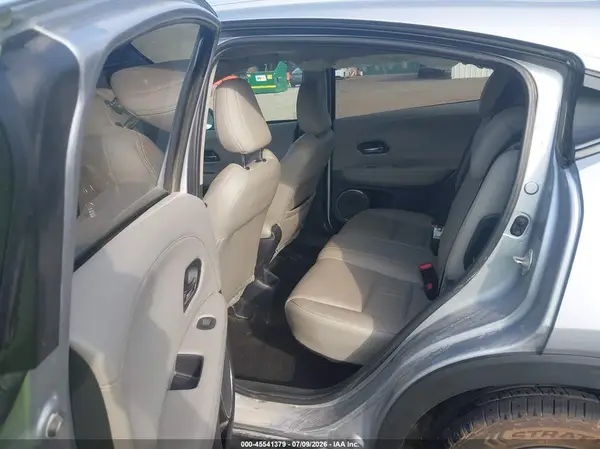 3CZRU6H76NM705738 2022 HONDA HR-V - Image 8