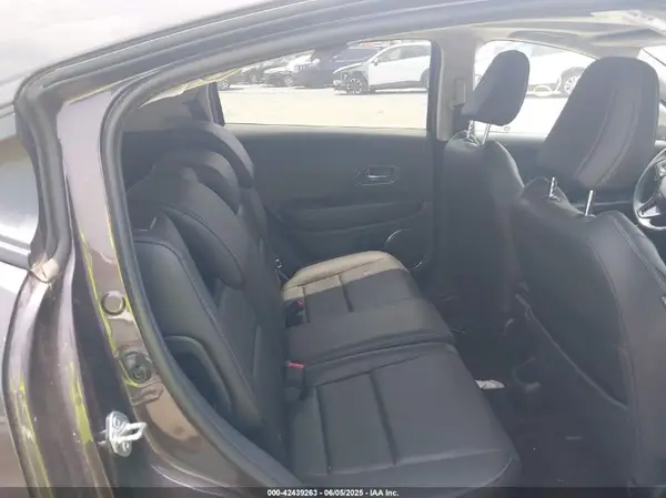 3CZRU6H76NM750081 2022 HONDA HR-V - Image 8