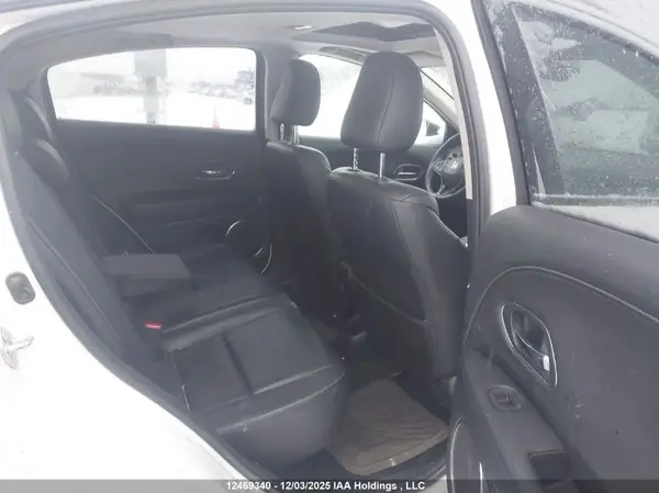 3CZRU6H77GM105765 2016 HONDA HR-V - Image 8