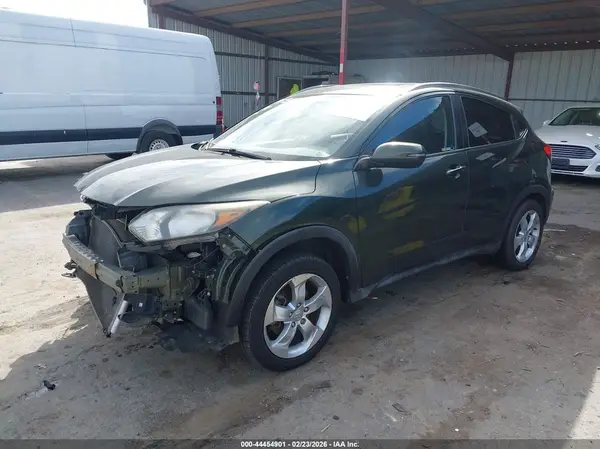 3CZRU6H77GM735639 2016 HONDA HR-V - Image 2