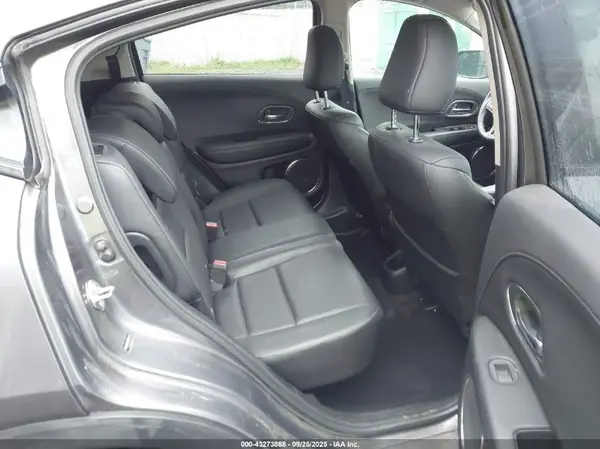 3CZRU6H77GM747452 2016 HONDA HR-V - Image 8