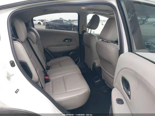 3CZRU6H77GM769631 2016 HONDA HR-V - Image 8