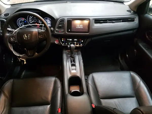 3CZRU6H77HM100888 2017 HONDA HR-V - Image 8