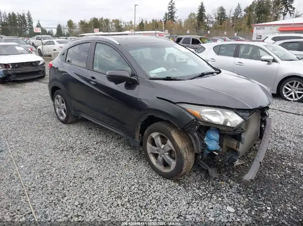 3CZRU6H77HM728370 2017 HONDA HR-V - Image 1