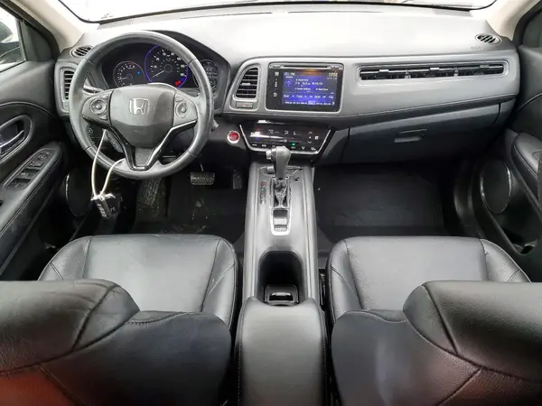 3CZRU6H77HM730118 2017 HONDA HR-V - Image 8