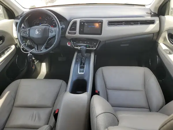 3CZRU6H77HM733732 2017 HONDA HR-V - Image 8