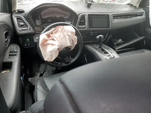 3CZRU6H77HM734069 2017 HONDA HR-V - Image 8