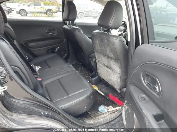 3CZRU6H77JM101156 2018 HONDA HR-V - Image 8