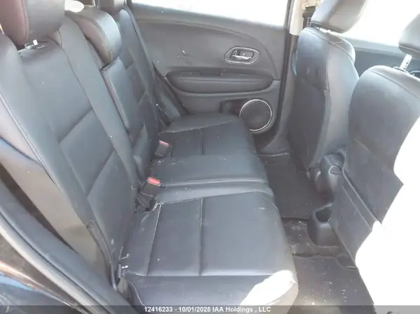 3CZRU6H77JM104042 2018 HONDA HR-V - Image 8