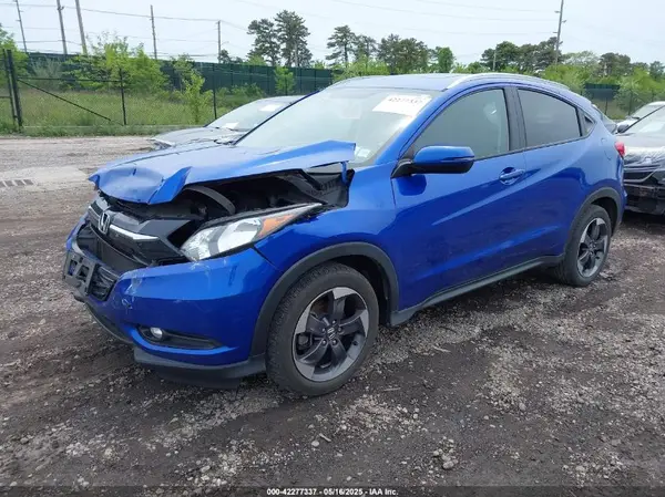 3CZRU6H77JM700784 2018 HONDA HR-V - Image 2