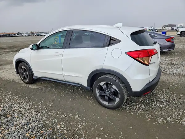 3CZRU6H77JM701465 2018 HONDA HR-V - Image 2