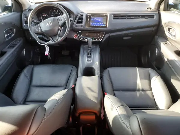3CZRU6H77JM701921 2018 HONDA HR-V - Image 8