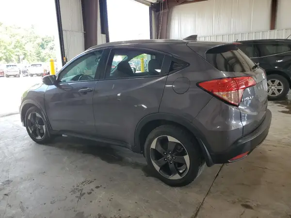 3CZRU6H77JM704091 2018 HONDA HR-V - Image 2