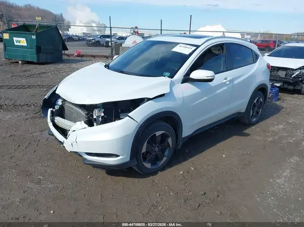 3CZRU6H77JM707377 2018 HONDA HR-V - Image 2