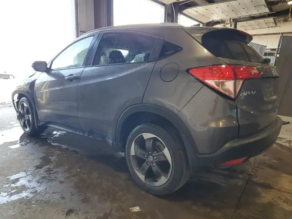 3CZRU6H77JM708237 2018 HONDA HR-V - Image 2