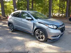 3CZRU6H77JM716581 2018 HONDA HR-V