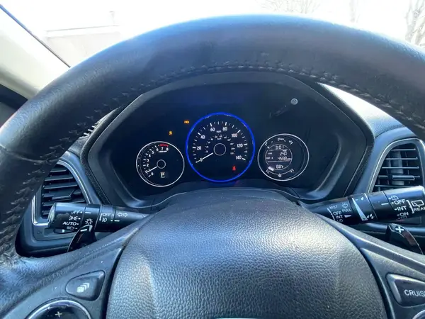 3CZRU6H77JM721537 2018 HONDA HR-V - Image 8