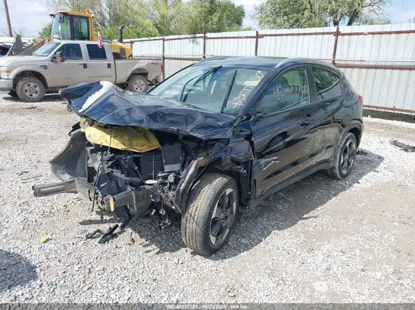 3CZRU6H77JM724812 2018 HONDA HR-V - Image 2