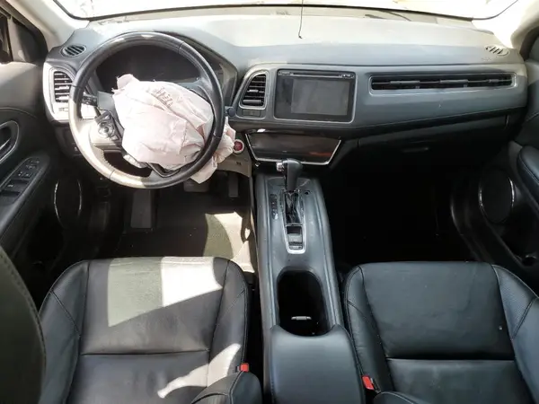 3CZRU6H77JM726933 2018 HONDA HR-V - Image 8