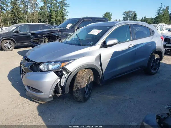 3CZRU6H77JM731386 2018 HONDA HR-V - Image 2