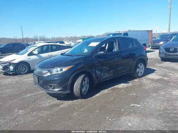 3CZRU6H77KM733298 2019 HONDA HR-V - Image 2
