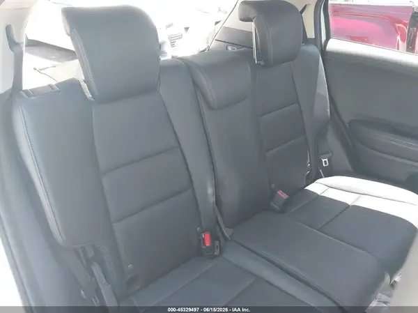 3CZRU6H77KM738453 2019 HONDA HR-V - Image 8