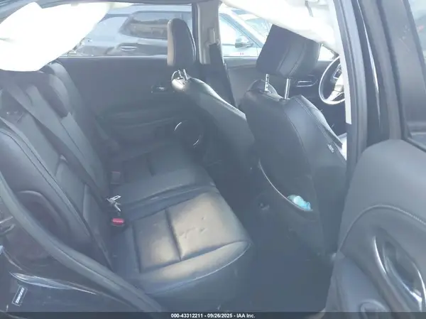 3CZRU6H77LM729737 2020 HONDA HR-V - Image 8