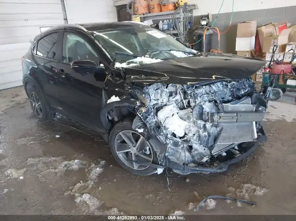 3CZRU6H77NM700046 2022 HONDA HR-V - Image 1
