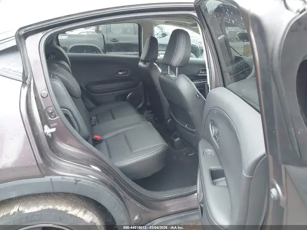 3CZRU6H77NM731913 2022 HONDA HR-V - Image 8