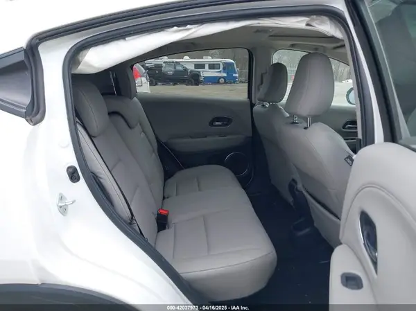 3CZRU6H77NM739025 2022 HONDA HR-V - Image 8
