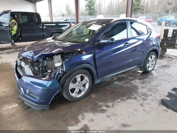 3CZRU6H78GM724813 2016 HONDA HR-V - Image 2