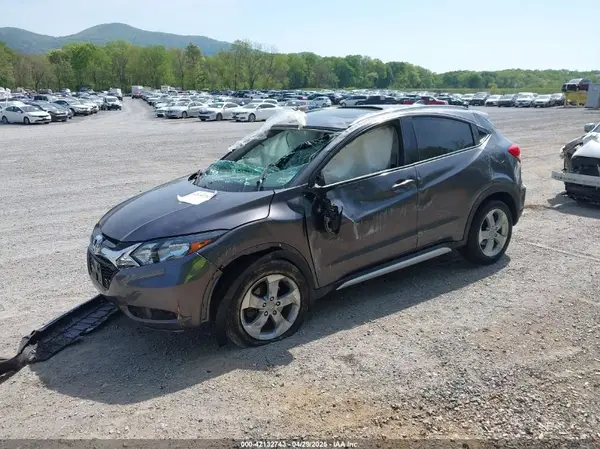 3CZRU6H78GM733754 2016 HONDA HR-V - Image 2