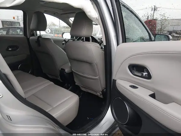 3CZRU6H78GM743376 2016 HONDA HR-V - Image 8