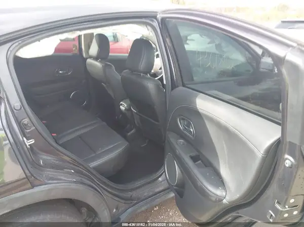 3CZRU6H78GM764387 2016 HONDA HR-V - Image 8
