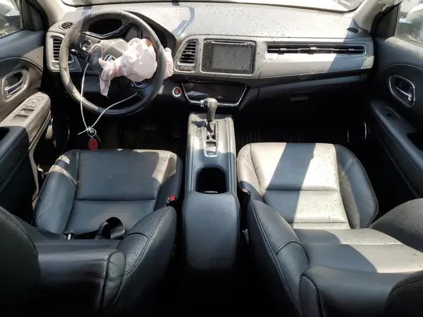 3CZRU6H78HM107901 2017 HONDA HR-V - Image 8