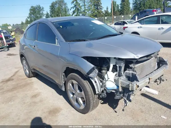 3CZRU6H78HM703915 2017 HONDA HR-V - Image 1