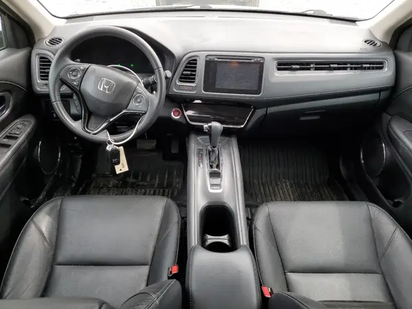 3CZRU6H78HM703946 2017 HONDA HR-V - Image 8