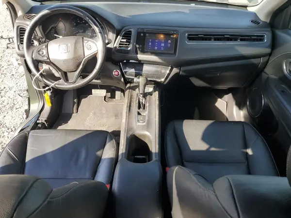 3CZRU6H78HM707592 2017 HONDA HR-V - Image 8